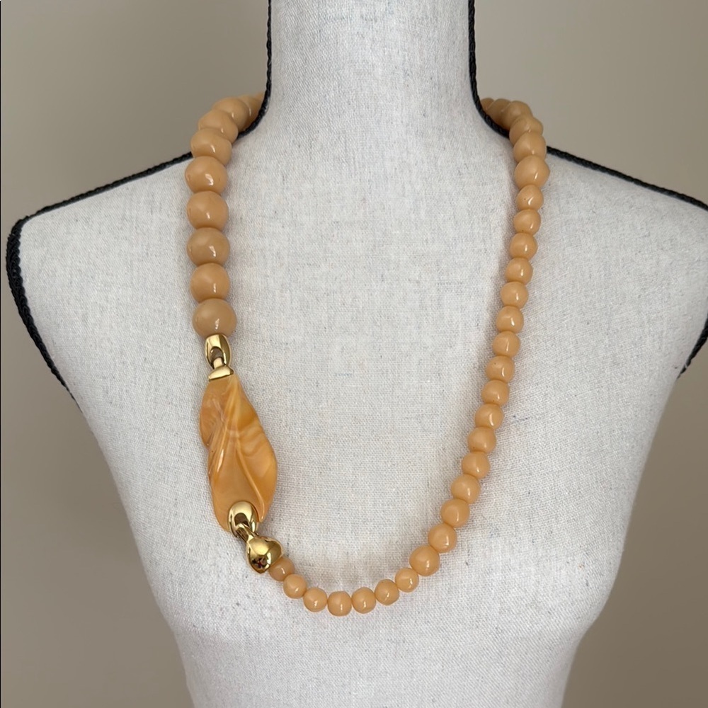 70s Trifari Kunio Matsumoto Designer Peach Chunky Lucite Bead 31" Necklace